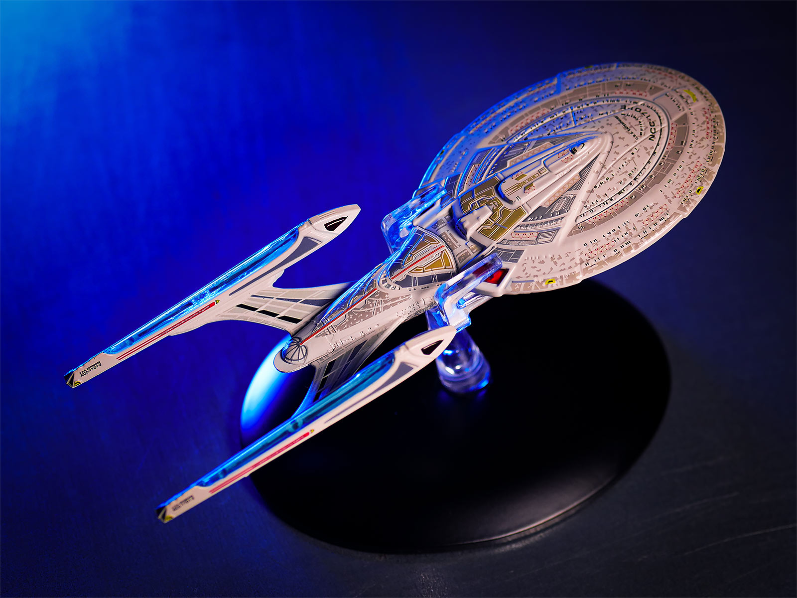Star Trek - Raumschiff U.S.S. Enterprise NCC-1701-E Hero Collector Figur
