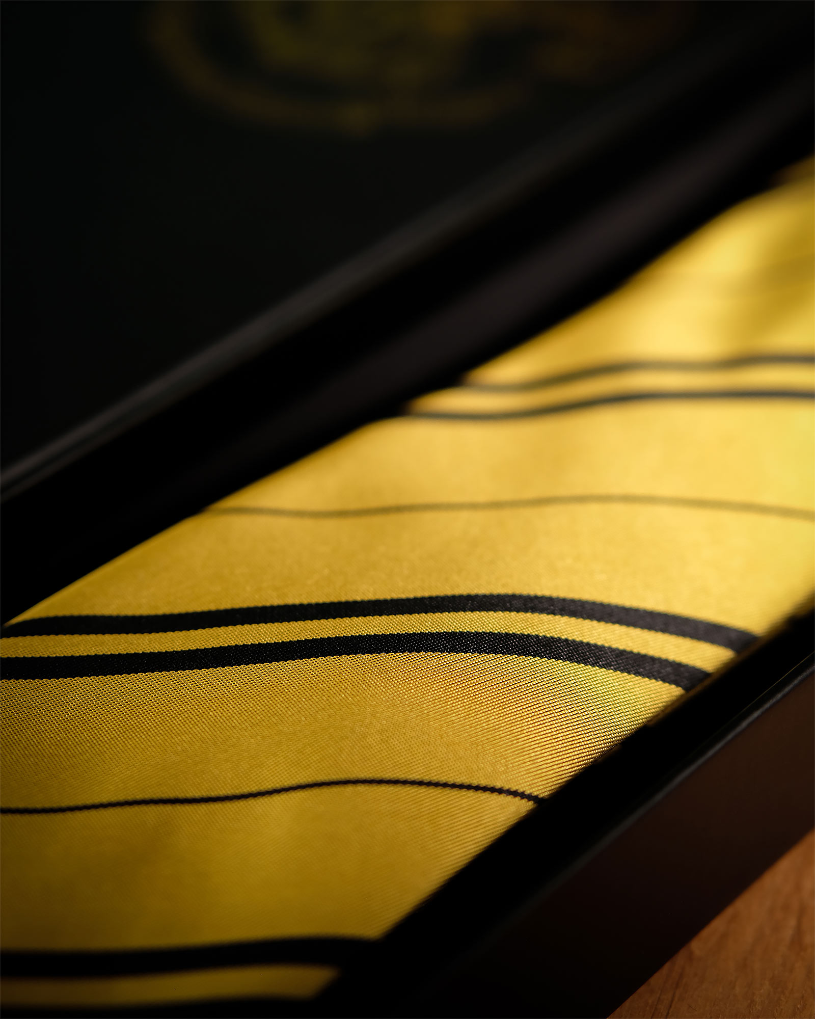 Harry Potter - Hufflepuff Krawatte mit Geschenkbox