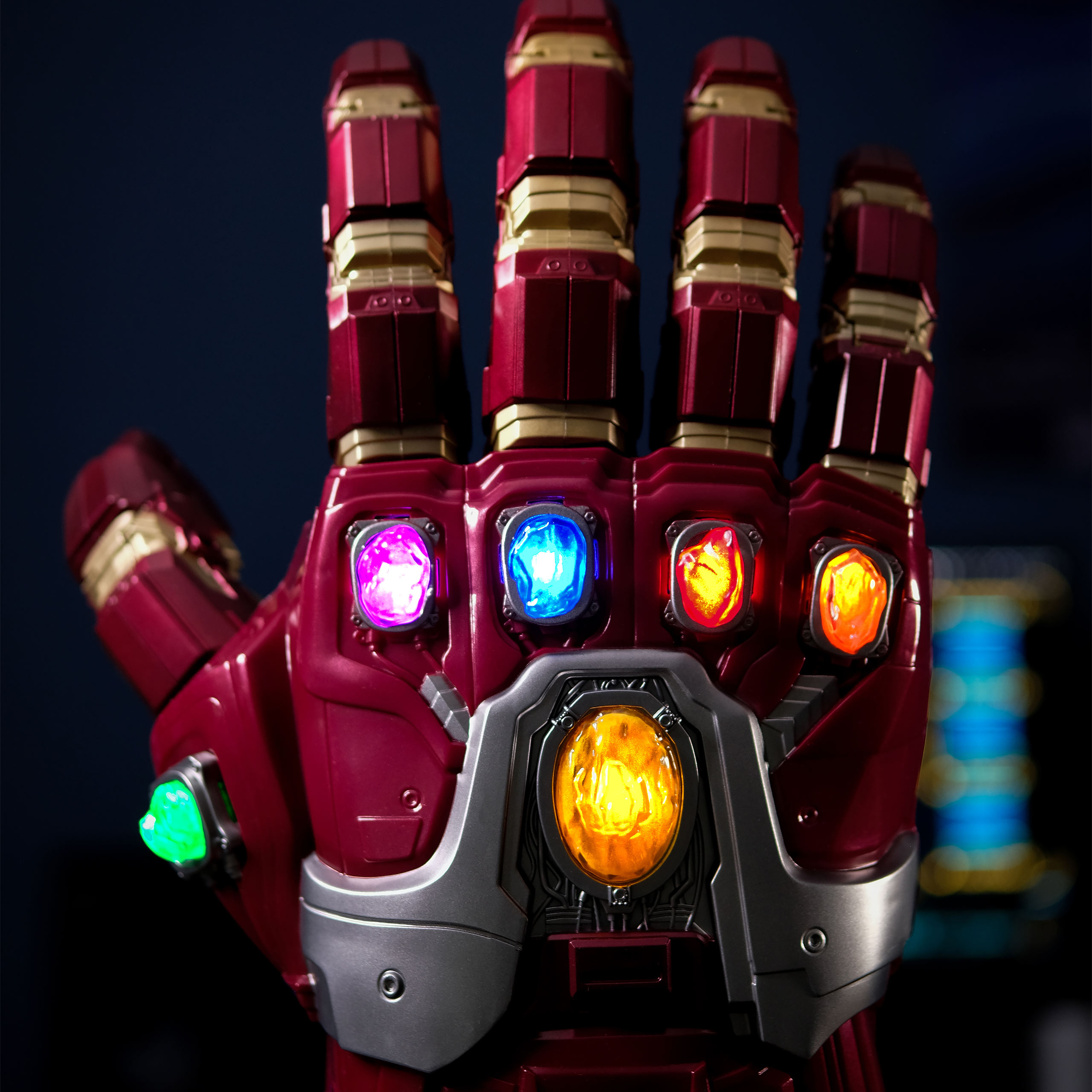 Avengers Endgame - Iron Man Gauntlet mit Licht und Sound