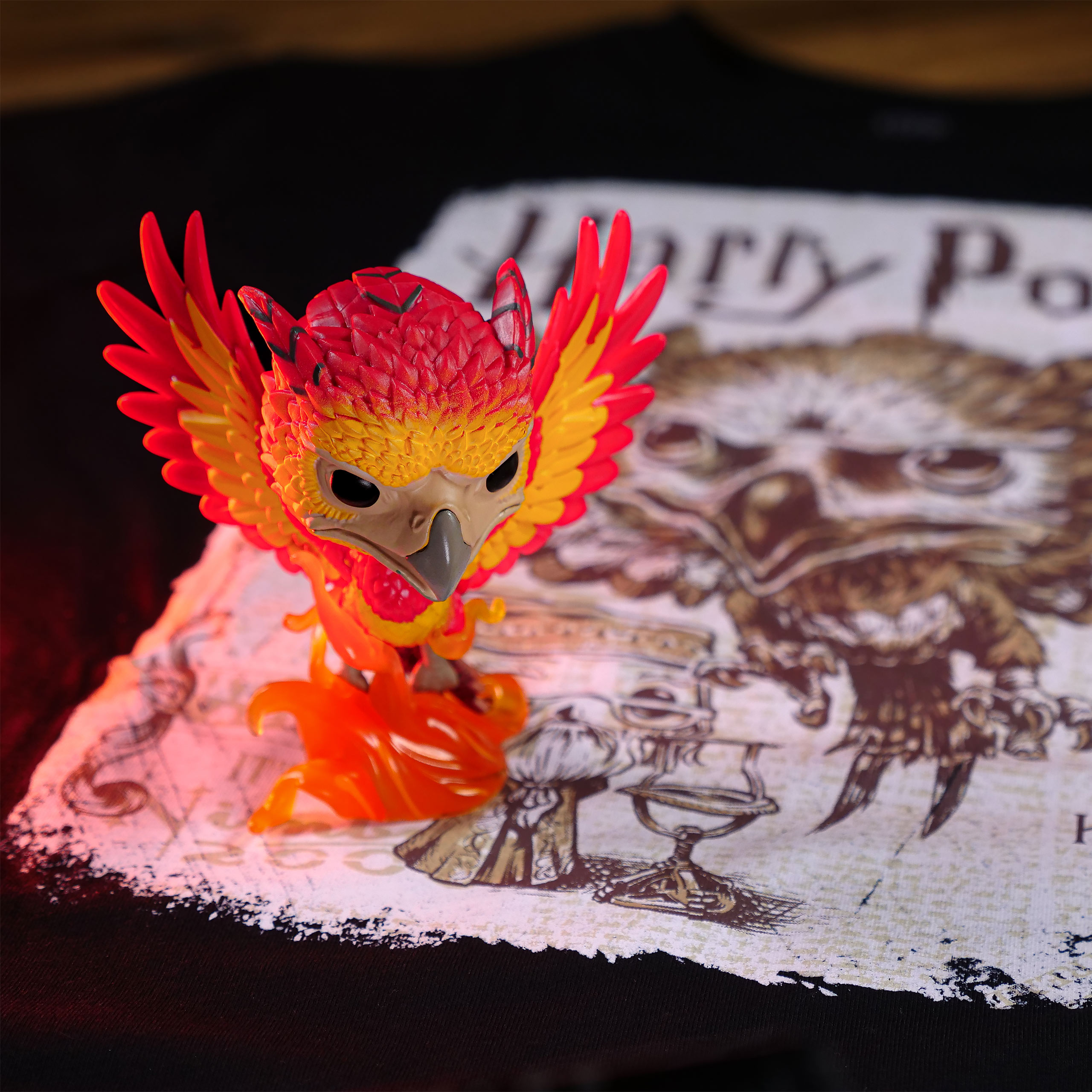 Fawkes T-Shirt mit Funko Pop Glow in the Dark Figur - Harry Potter