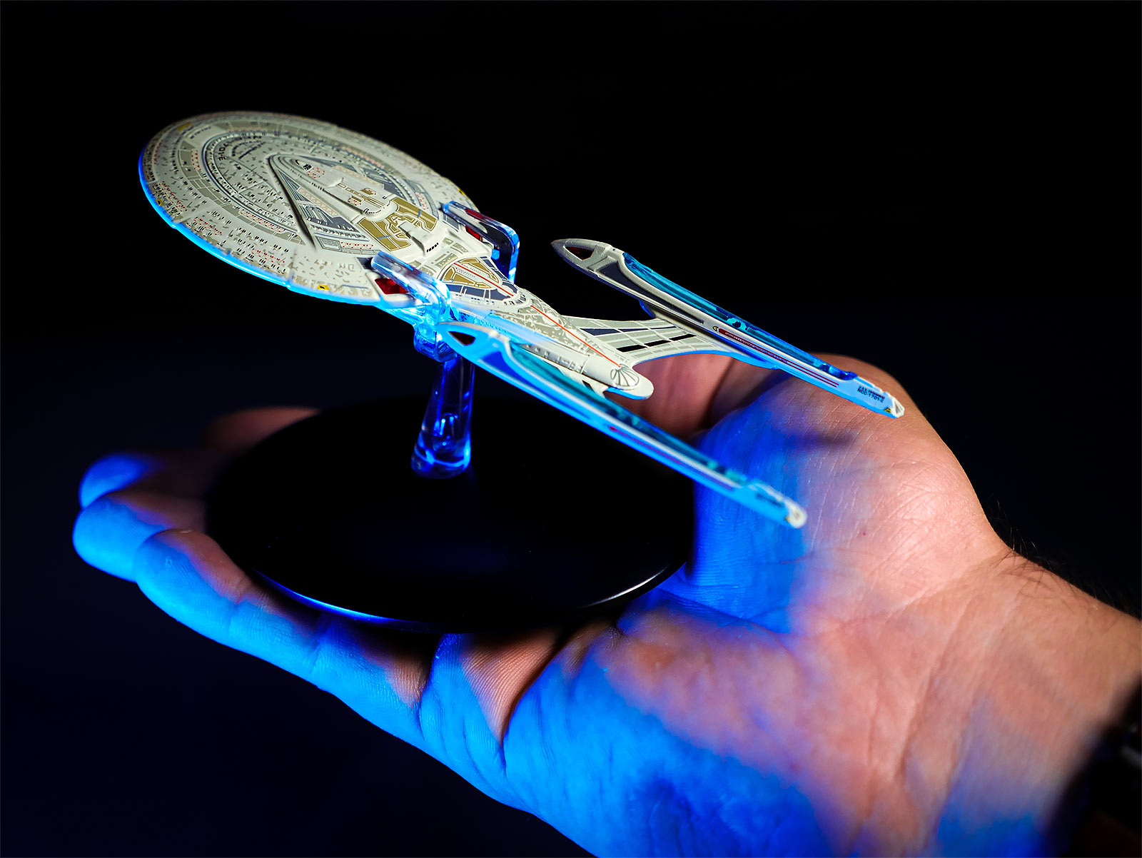 Star Trek - Raumschiff U.S.S. Enterprise NCC-1701-E Hero Collector Figur