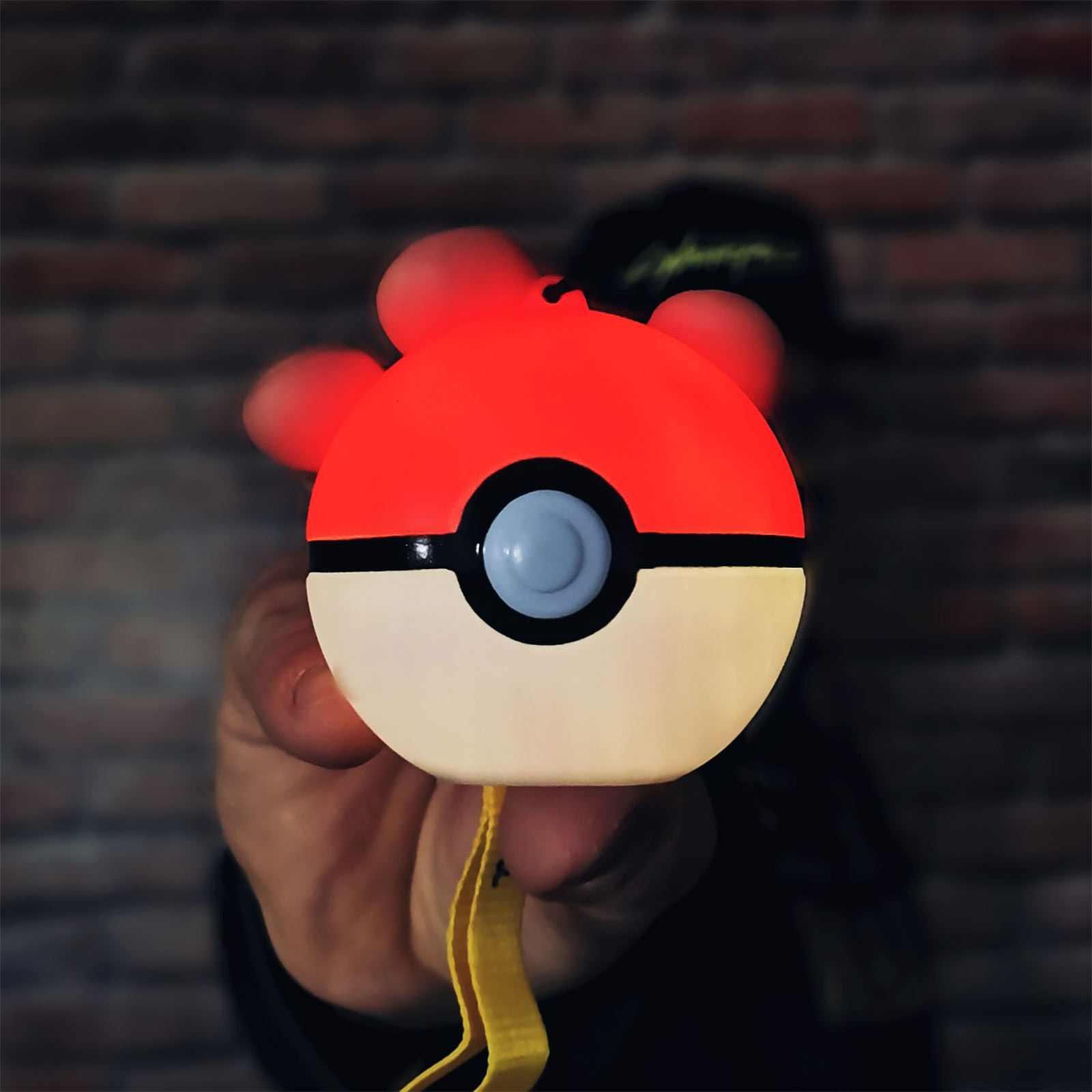Pokemon - LED Pokeball mit Handschlaufe