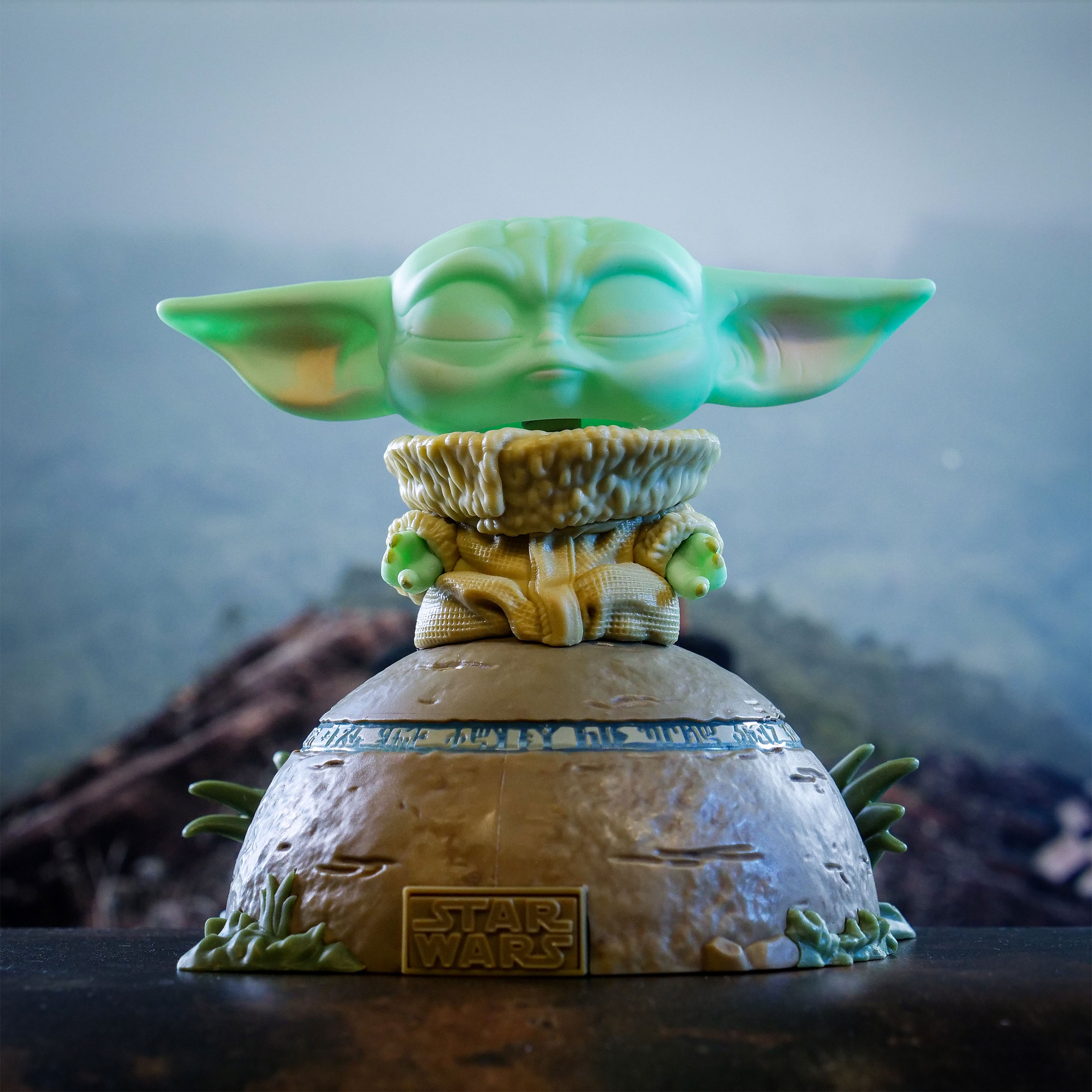 Grogu Using the Force Funko Pop Figur mit Licht- und Soundeffekten - Star Wars The Mandalorian
