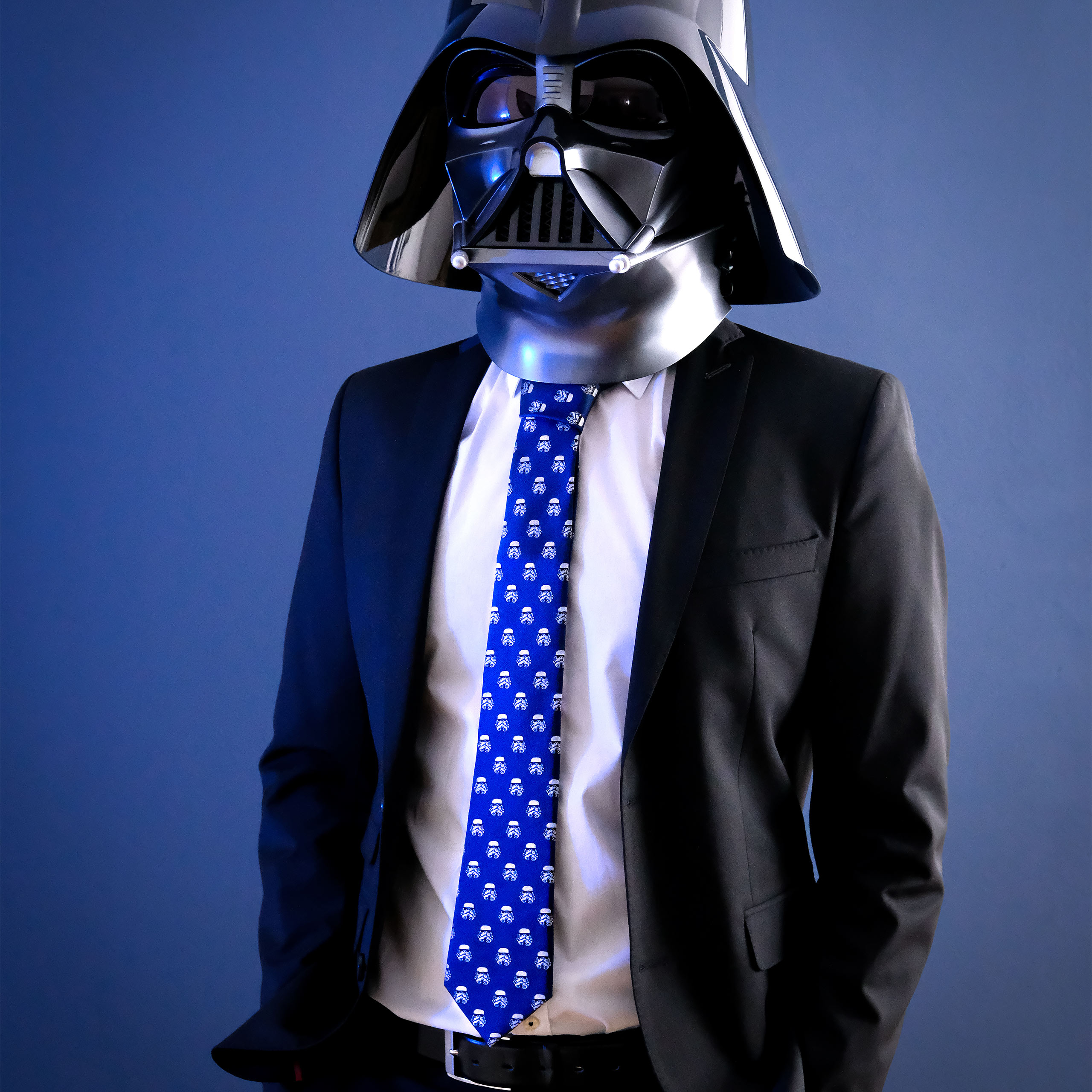 Darth Vader Helm Replik mit Soundeffekten - Star Wars