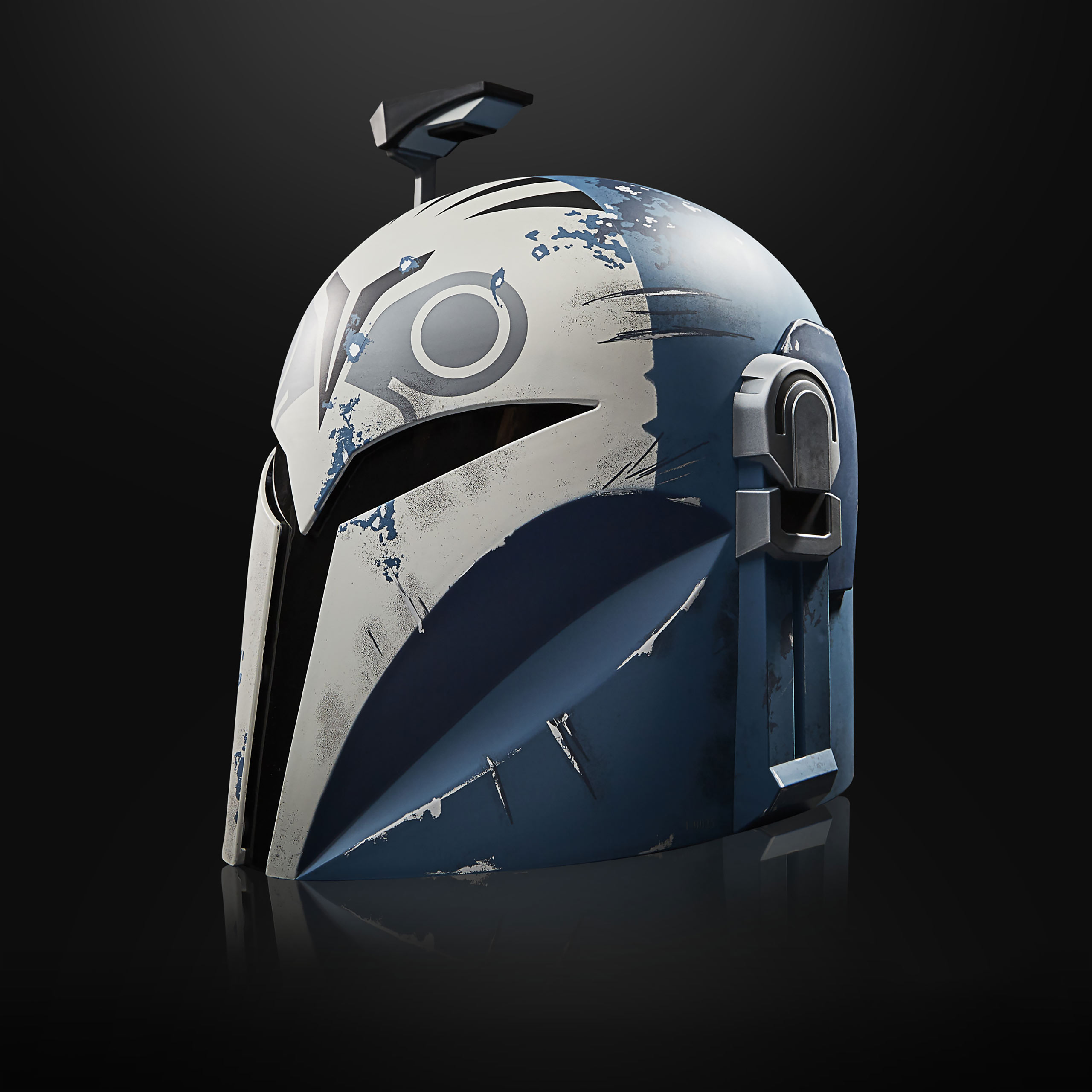Bo-Katan Premium Helm Replik Re-Armored mit Lichteffekten - Star Wars The Mandalorian